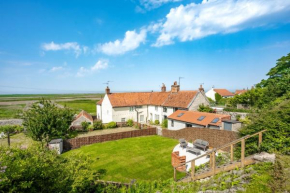 Spyglass Cottage by Big Skies Cottages